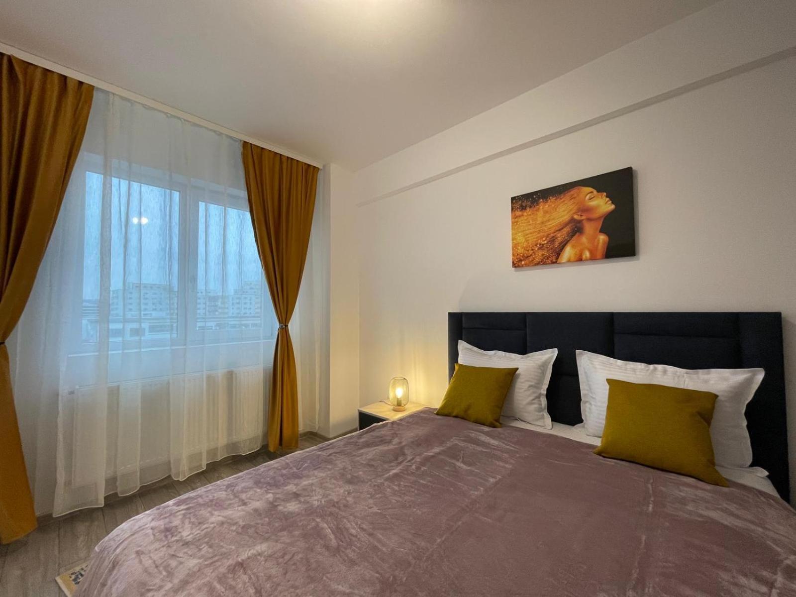 Palas Retreat - Q Residence 雅西 外观 照片