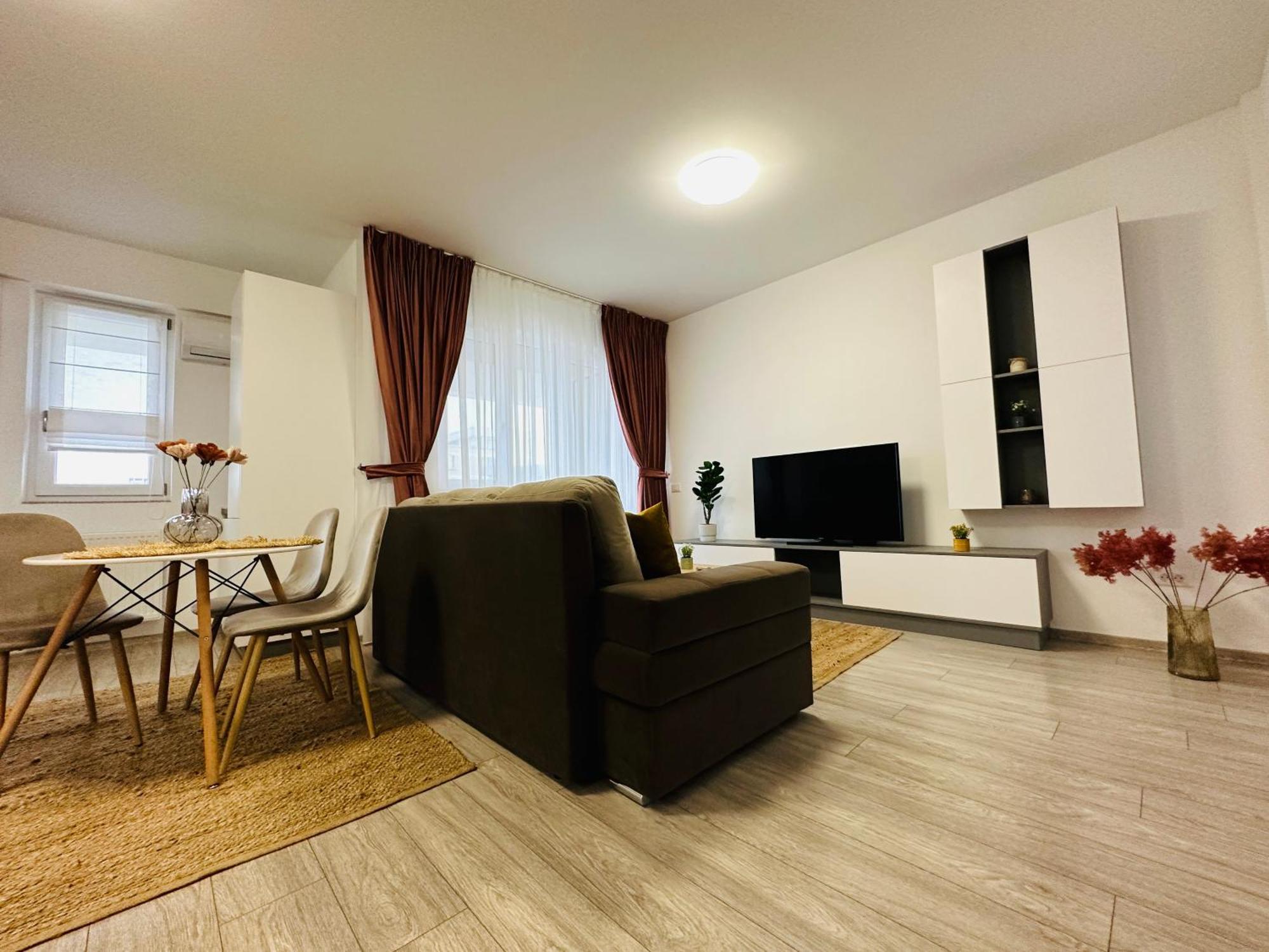 Palas Retreat - Q Residence 雅西 外观 照片